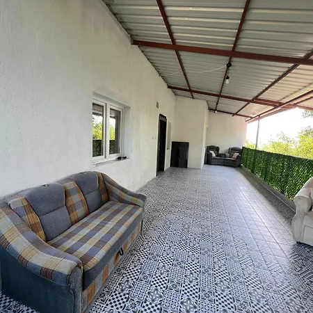 Hotel de apartamente Hidden Paradise Garden & 3*