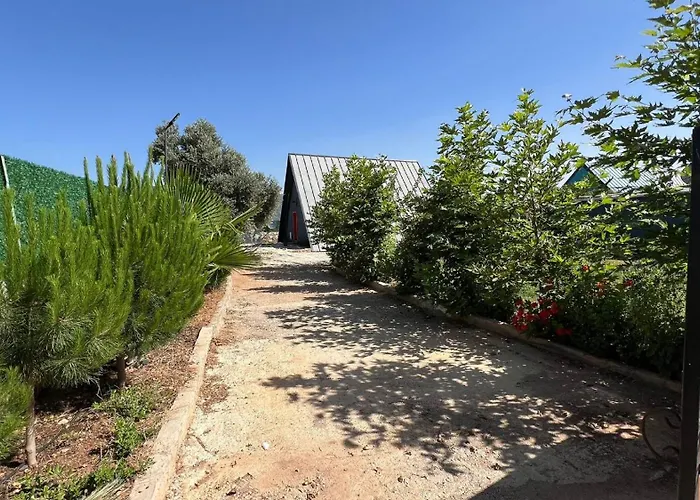 Hidden Paradise Garden & מלון דירות