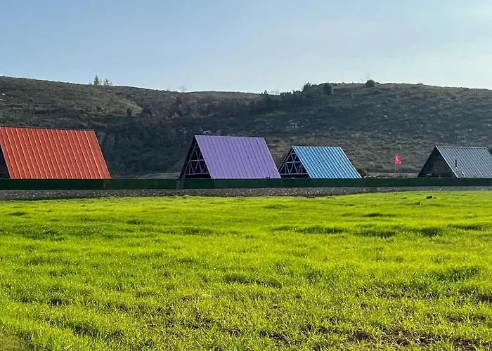 Hidden Paradise Garden & מלון דירות